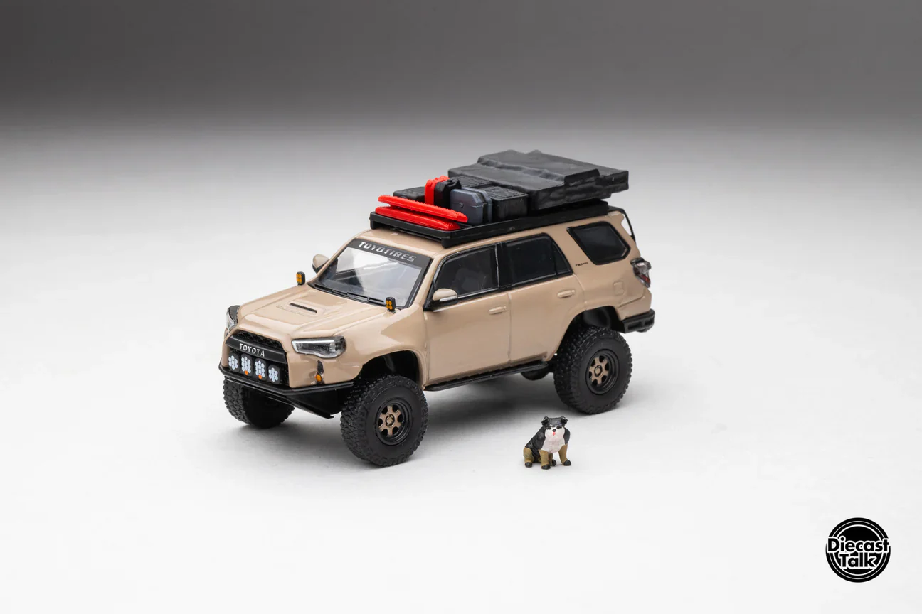 DiecastTalk Exclusive GCD Toyota 4Runner Pre-Runner (Madpews)with dog and Accessories Quicksand colour - Image 3