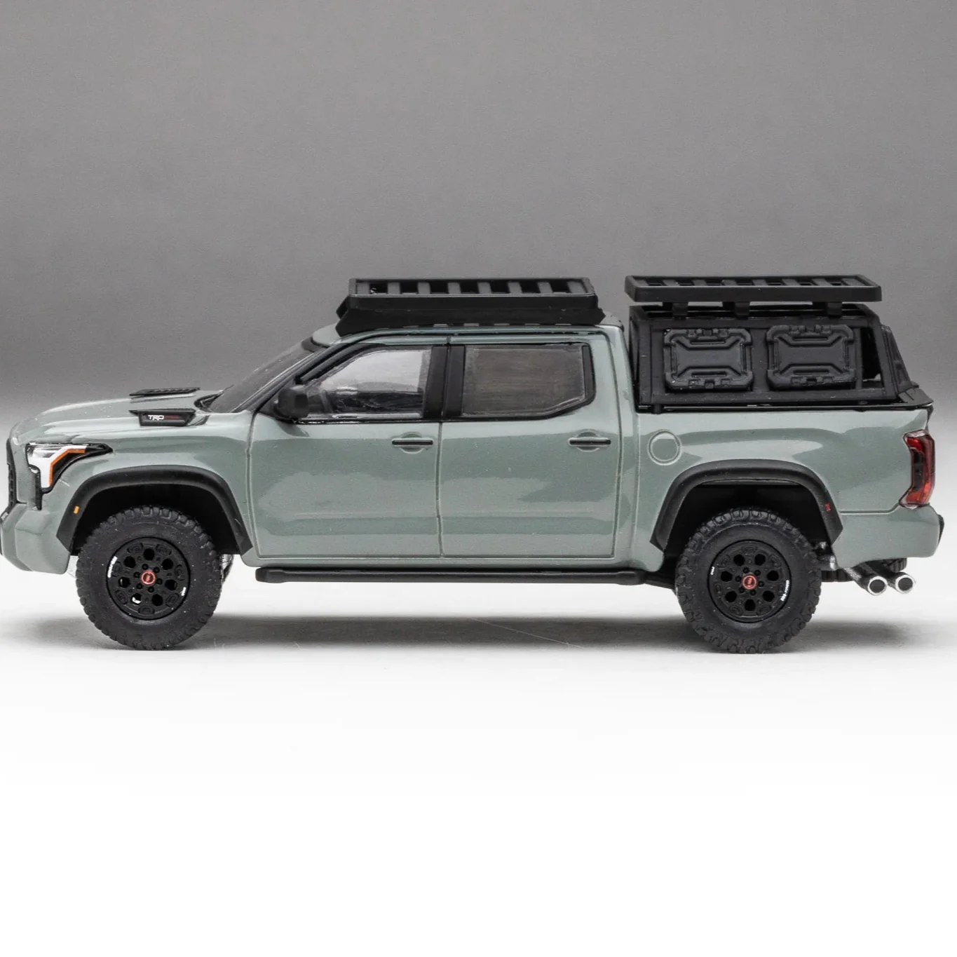 DiecastTalk Exclusive GCD Toyota Tundra TRD PRO Lunar Rock with roof rack & accessories - Image 4