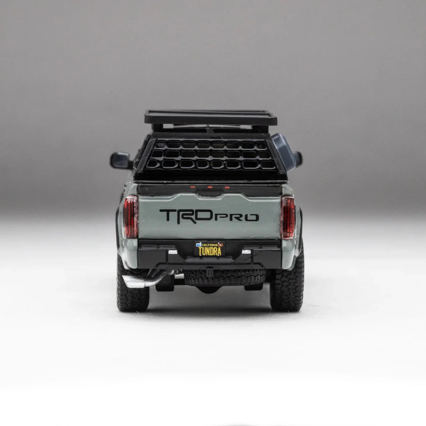 DiecastTalk Exclusive GCD Toyota Tundra TRD PRO Lunar Rock with roof rack & accessories - Image 5