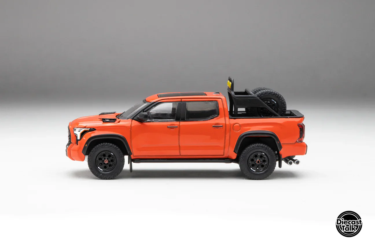DiecastTalk Exclusive GCD Toyota Tundra TRD PRO Solar Octane with accessories - Image 4