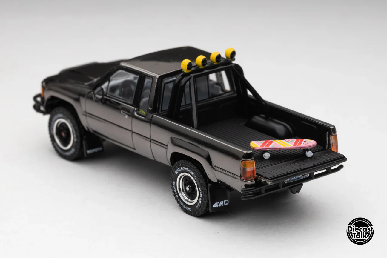 DiecastTalk MDX Exclusive GCD 1985 Toyota Hilux SR5 4X4 Black Chrome - Image 3