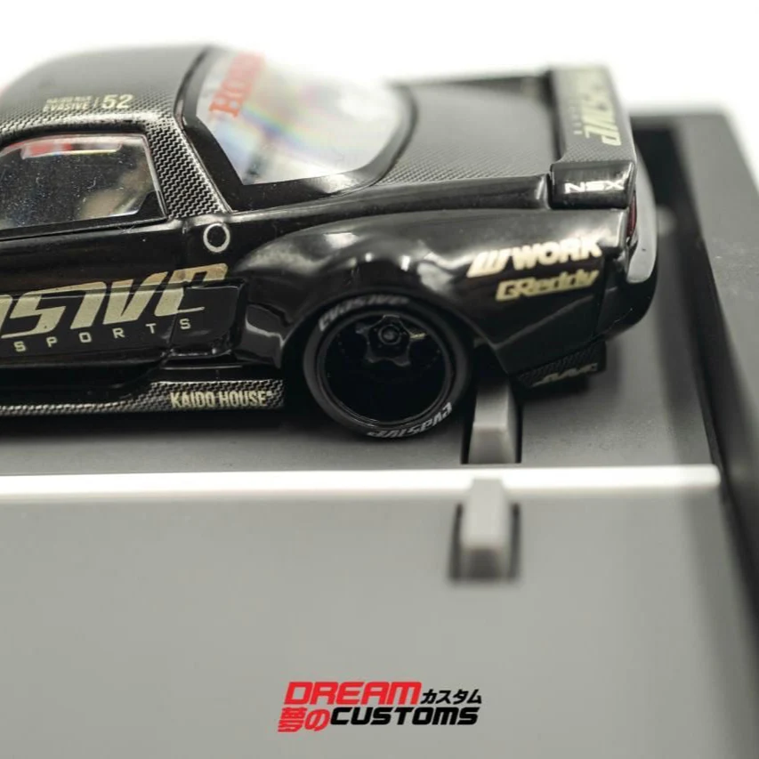 Dream Customs 1:64 Diecast Dock Showcase - Image 6