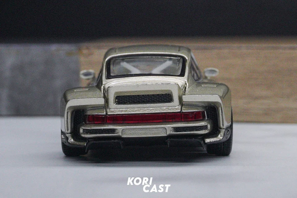 FinClassically 1:64 Singer 911 DLS Turbo (Road or Track) - Image 12