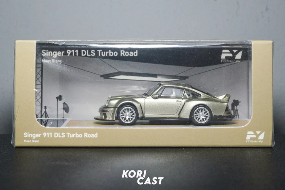FinClassically 1:64 Singer 911 DLS Turbo (Road or Track) - Image 4