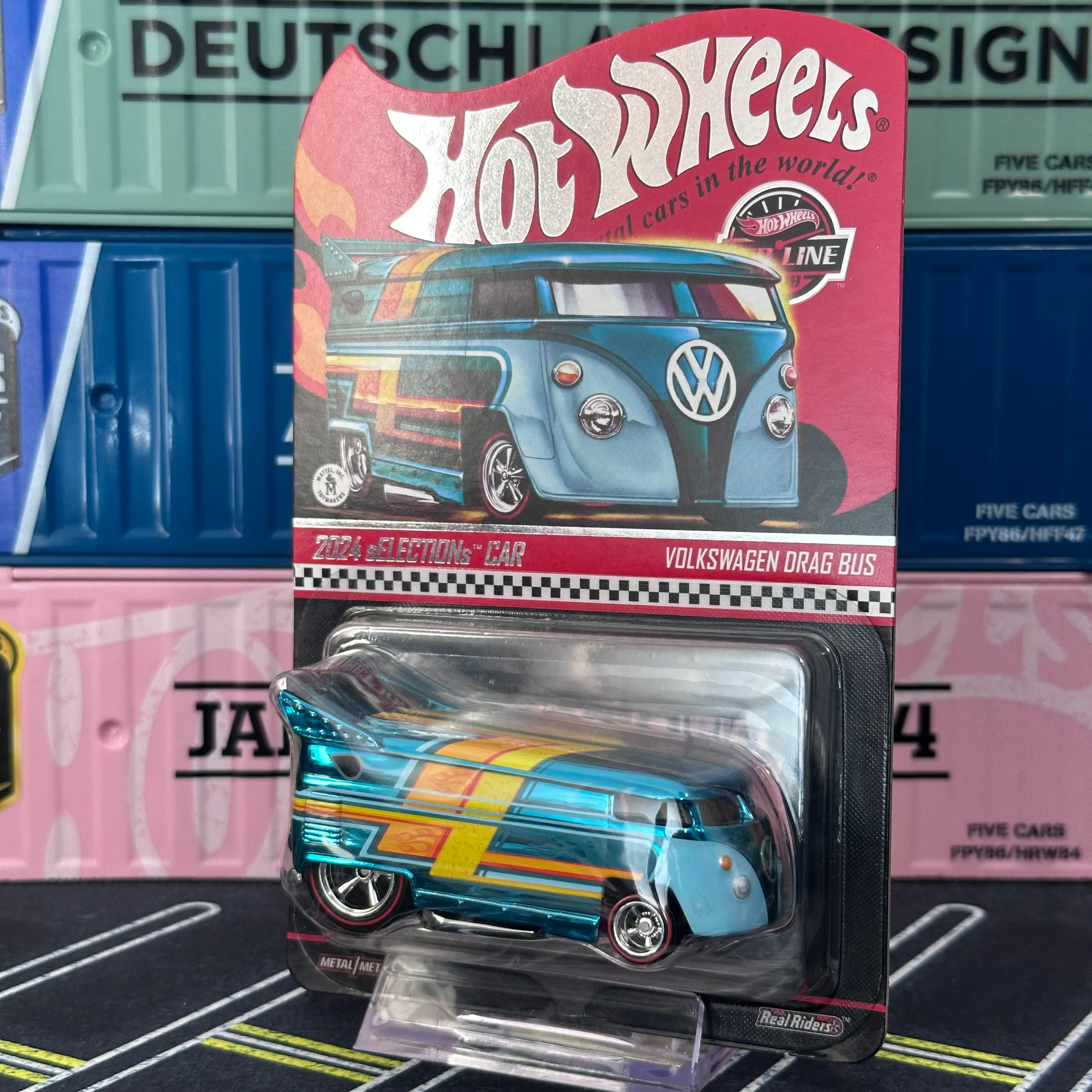 Hot Wheels 2024 RLC Volkswagen Drag Bus - Image 2