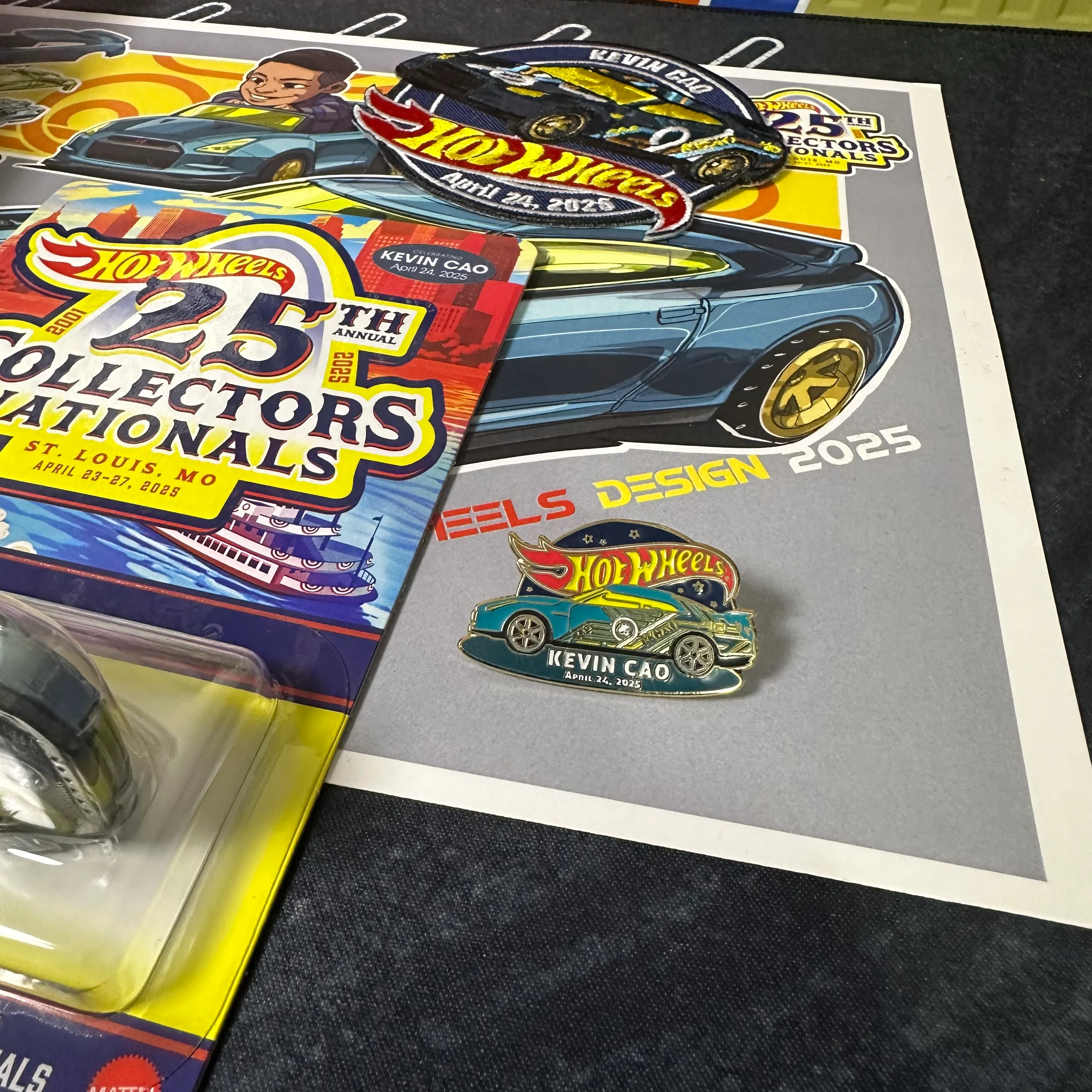 Hot Wheels 2025 Collectors Nationals Nissan Skyline Full Dinner Set - Image 3