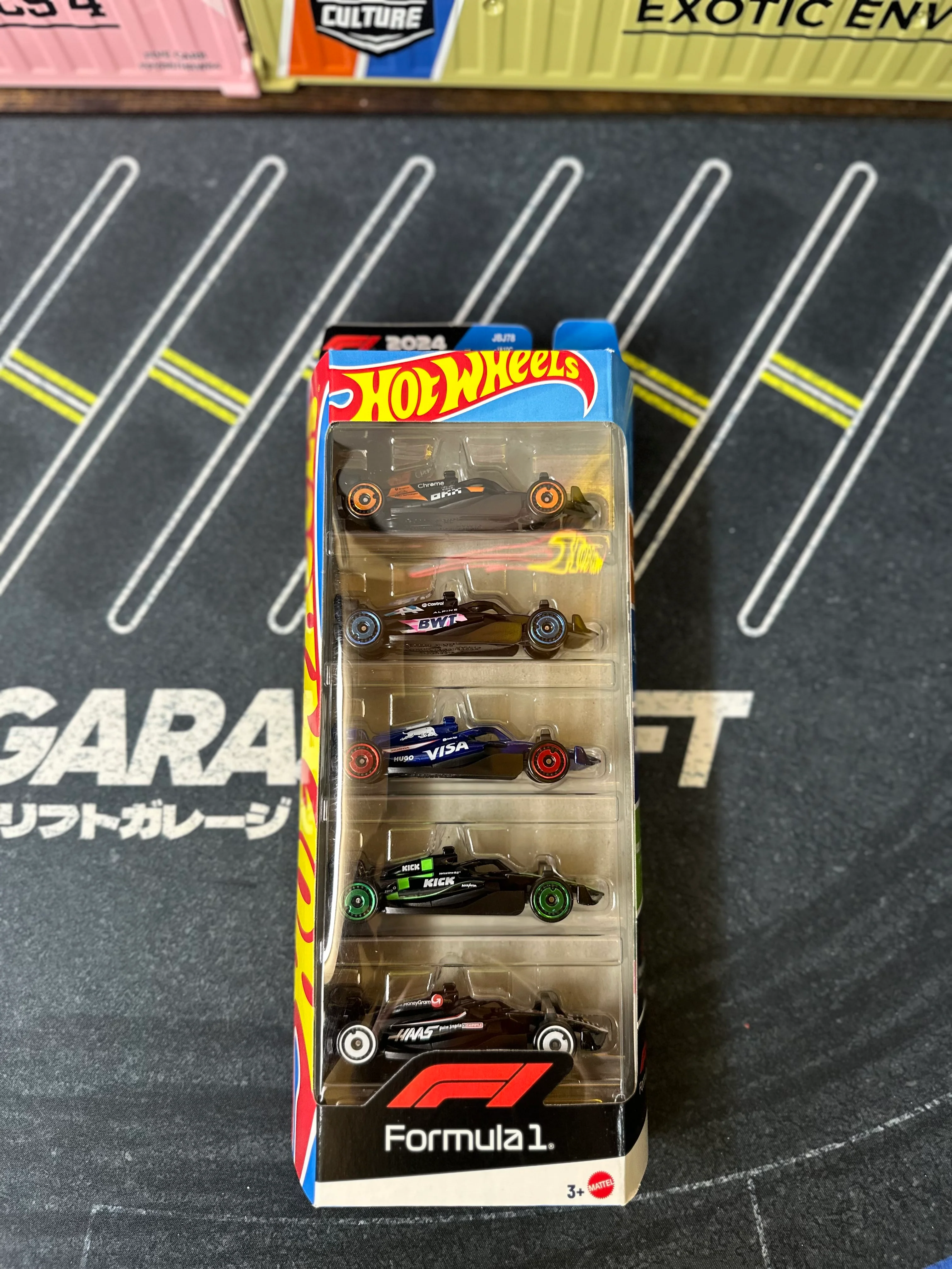 Hot Wheels 2025 F1 Formula 1 5 Car Pack JBJ78 - Image 2