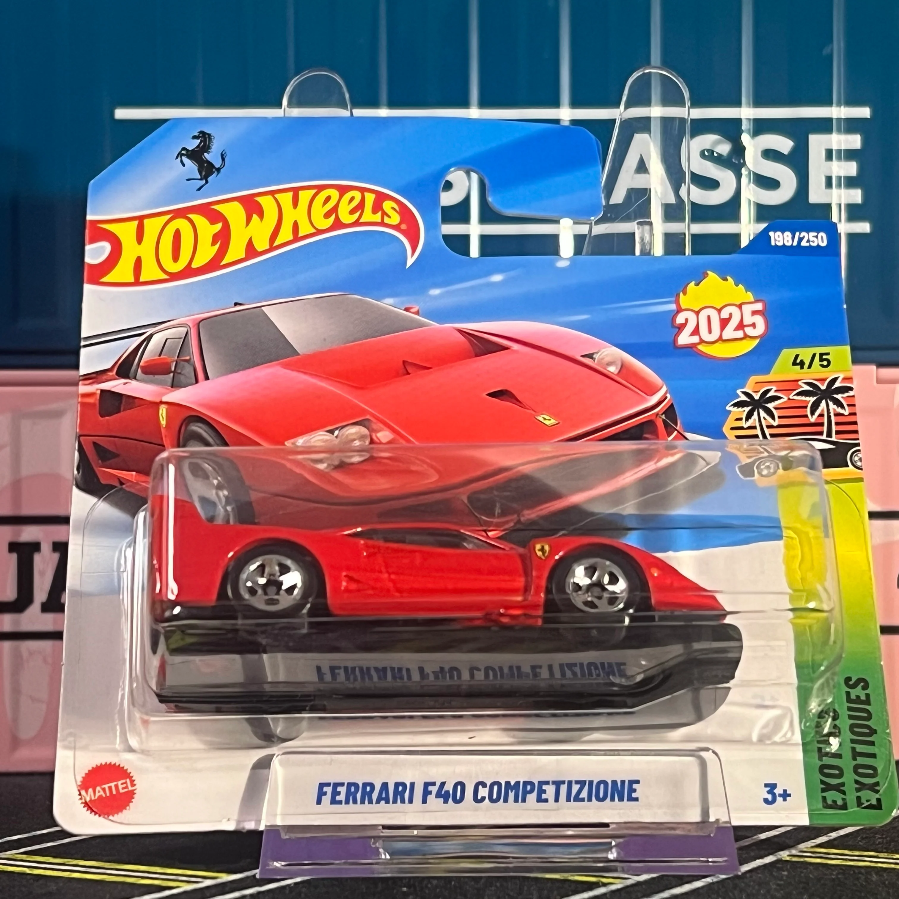 Hot Wheels 2025 Mainline Ferrari F40 Competizione 198/250 - Image 3