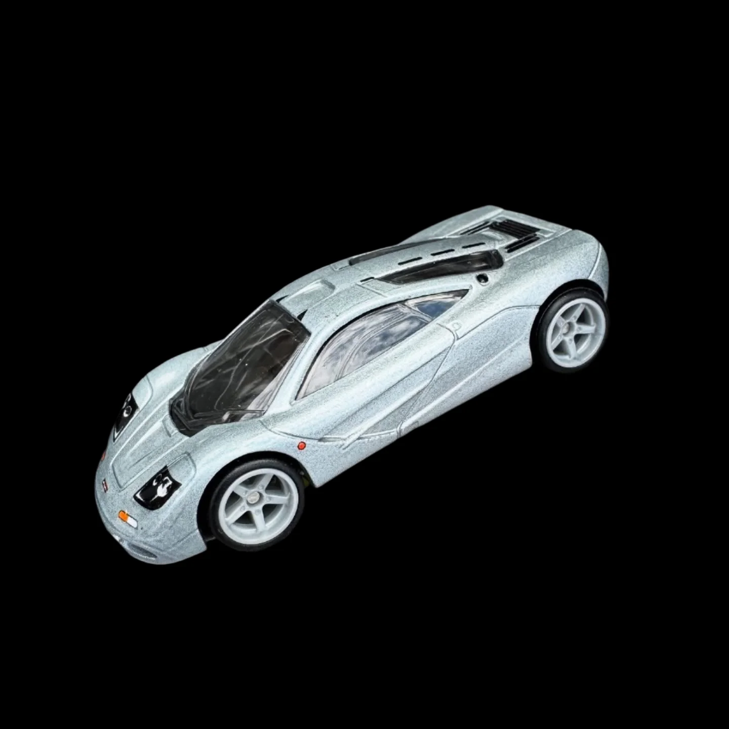 Hot Wheels Premium 2025 Le Mans 90’s Holy Trinity Diorama Box Set (JBM07) - Image 7
