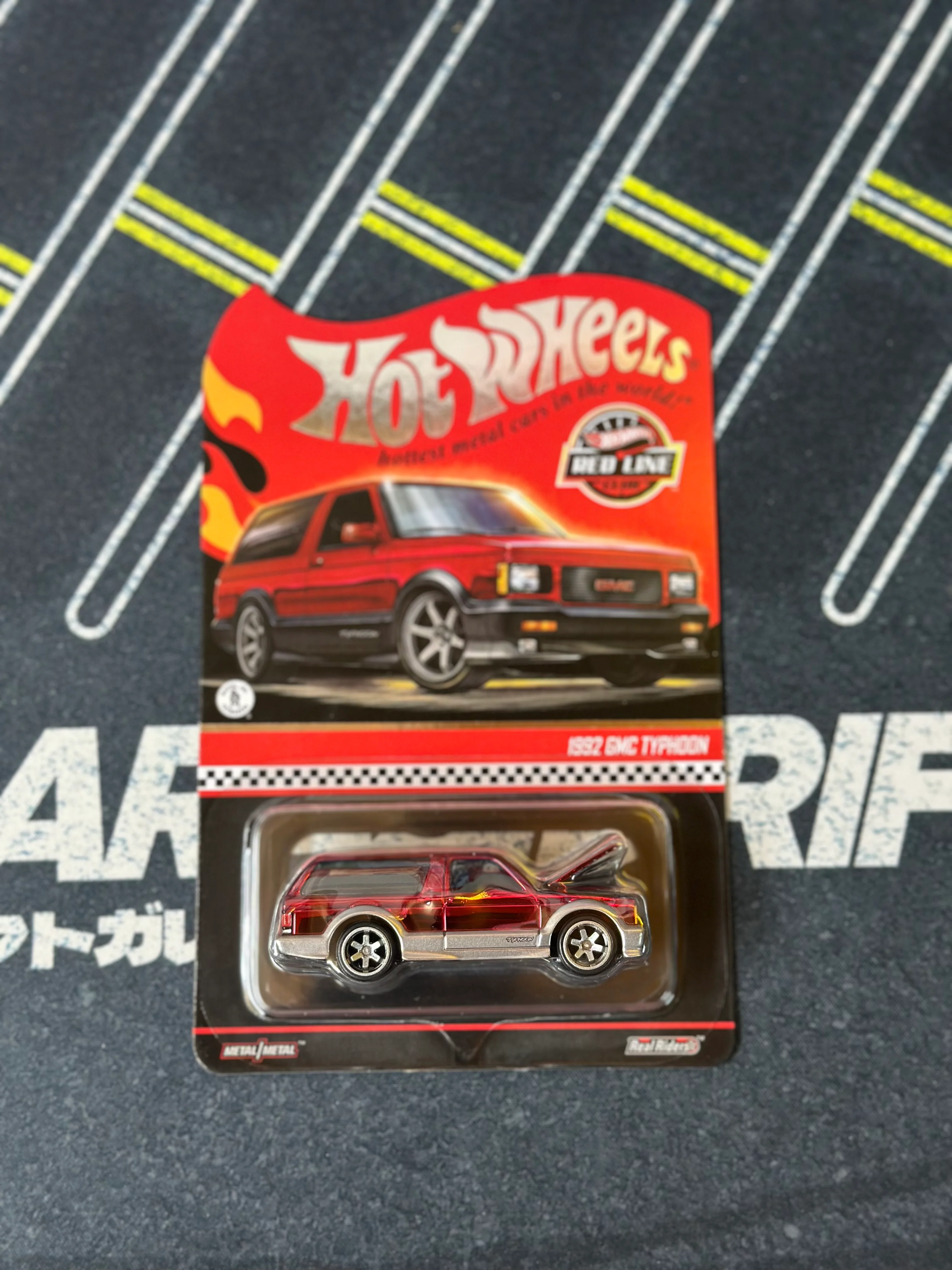 Hot Wheels 2025 RLC 1992 GMC Typhoon - Image 2