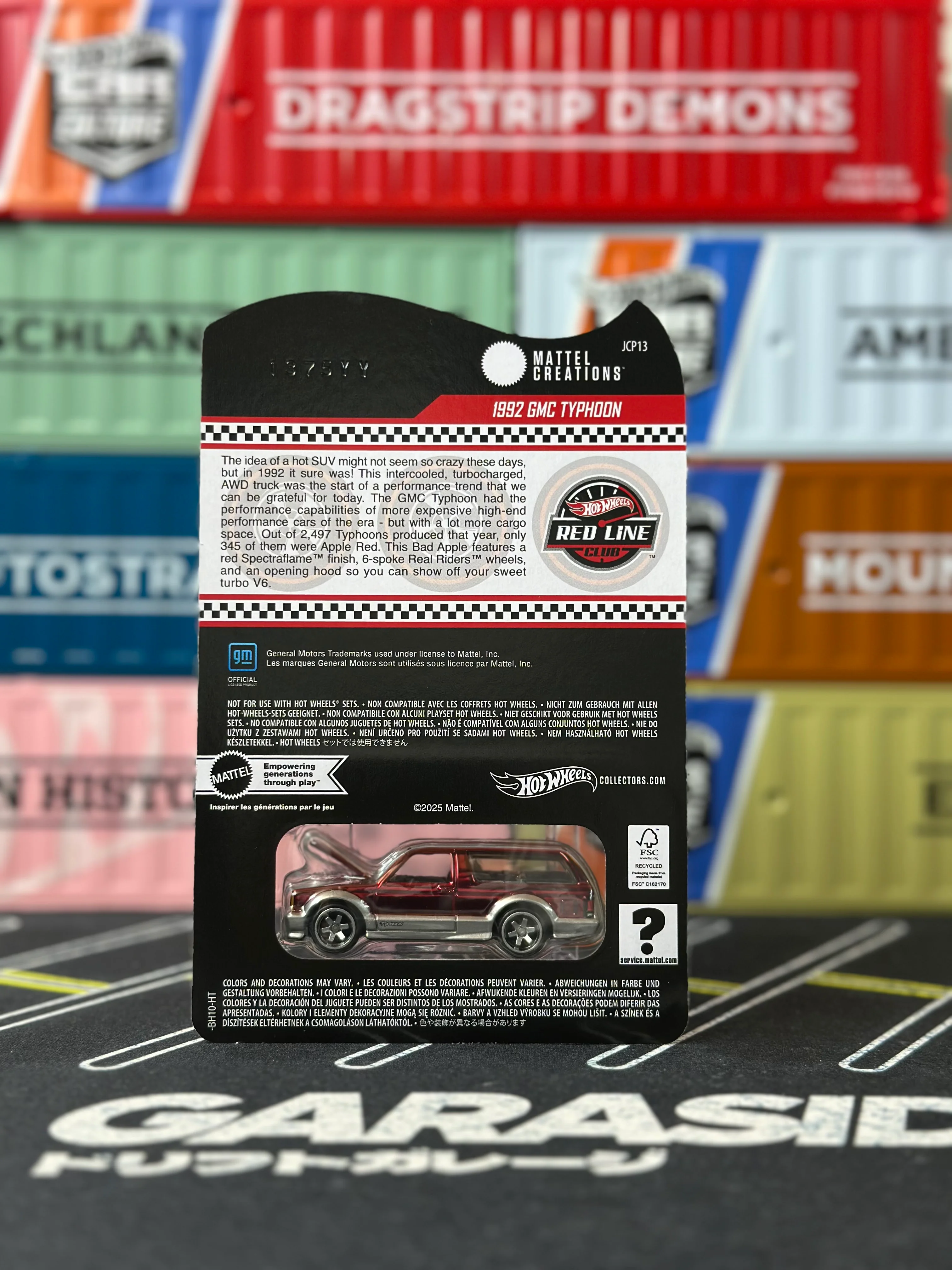 Hot Wheels 2025 RLC 1992 GMC Typhoon - Image 3