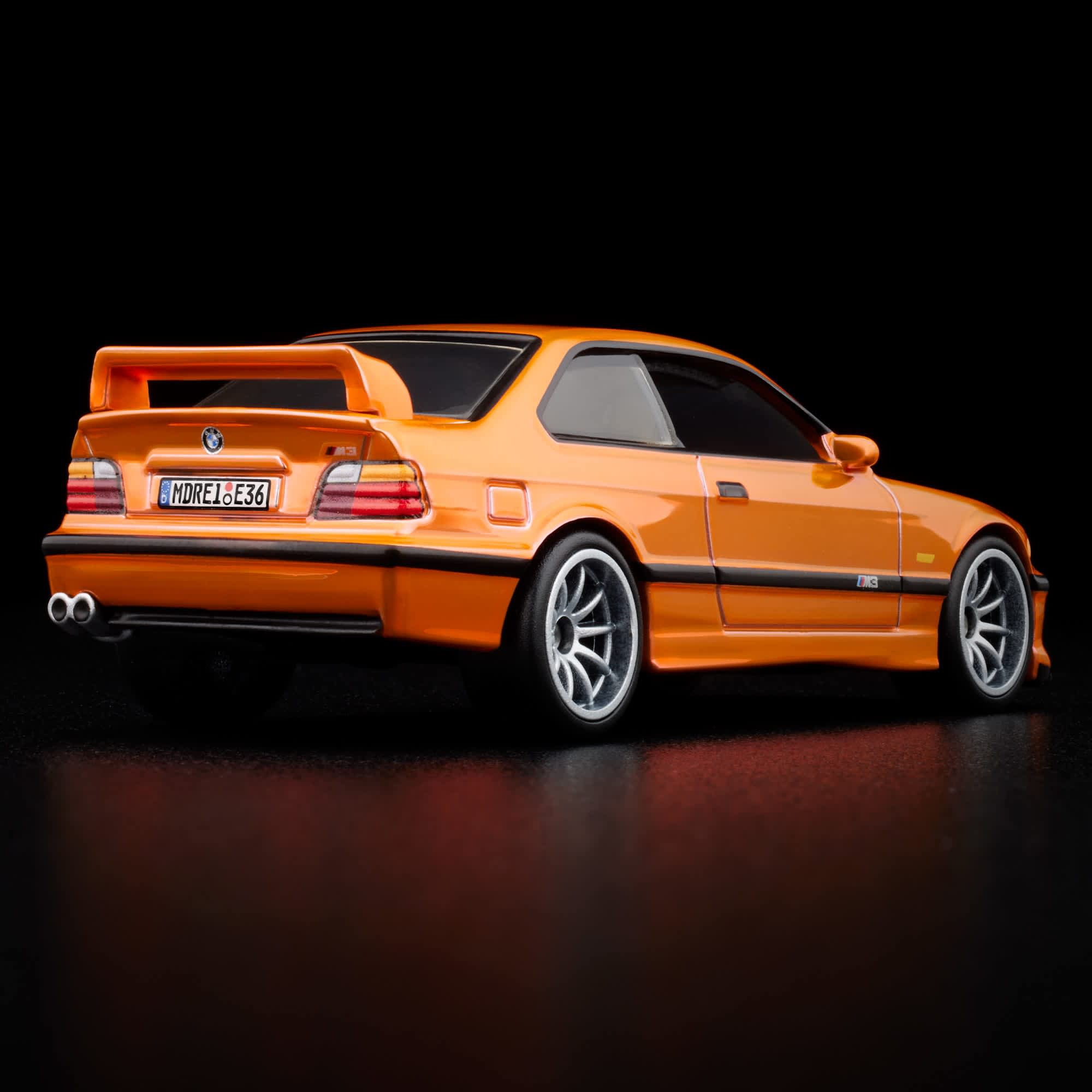 Hot Wheels 2025 RLC Exclusive 1995 BMW M3 LTW - Image 3