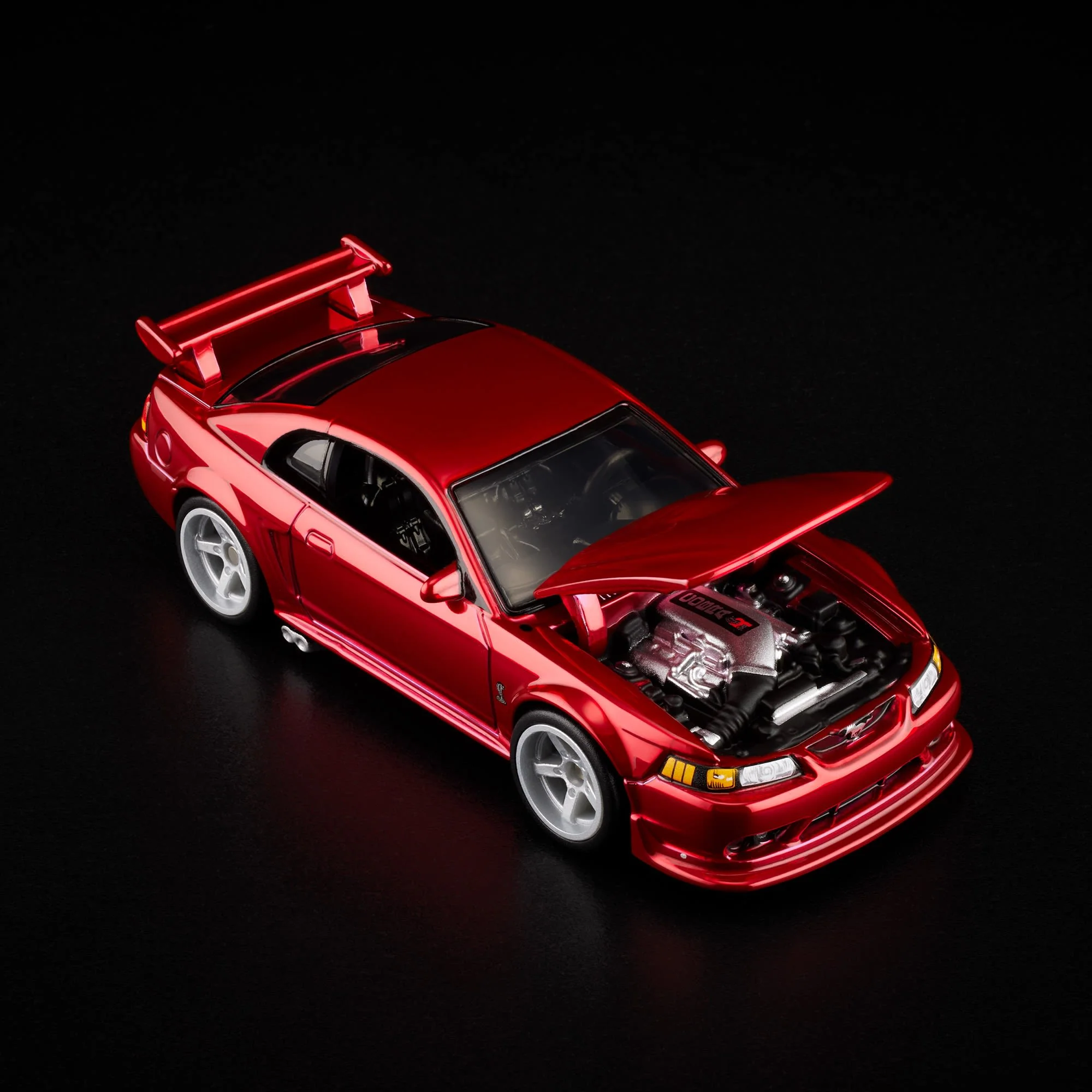 Hot Wheels 2025 RLC Exclusive 2000 Ford Mustang SVT Cobra R bright red - Image 5