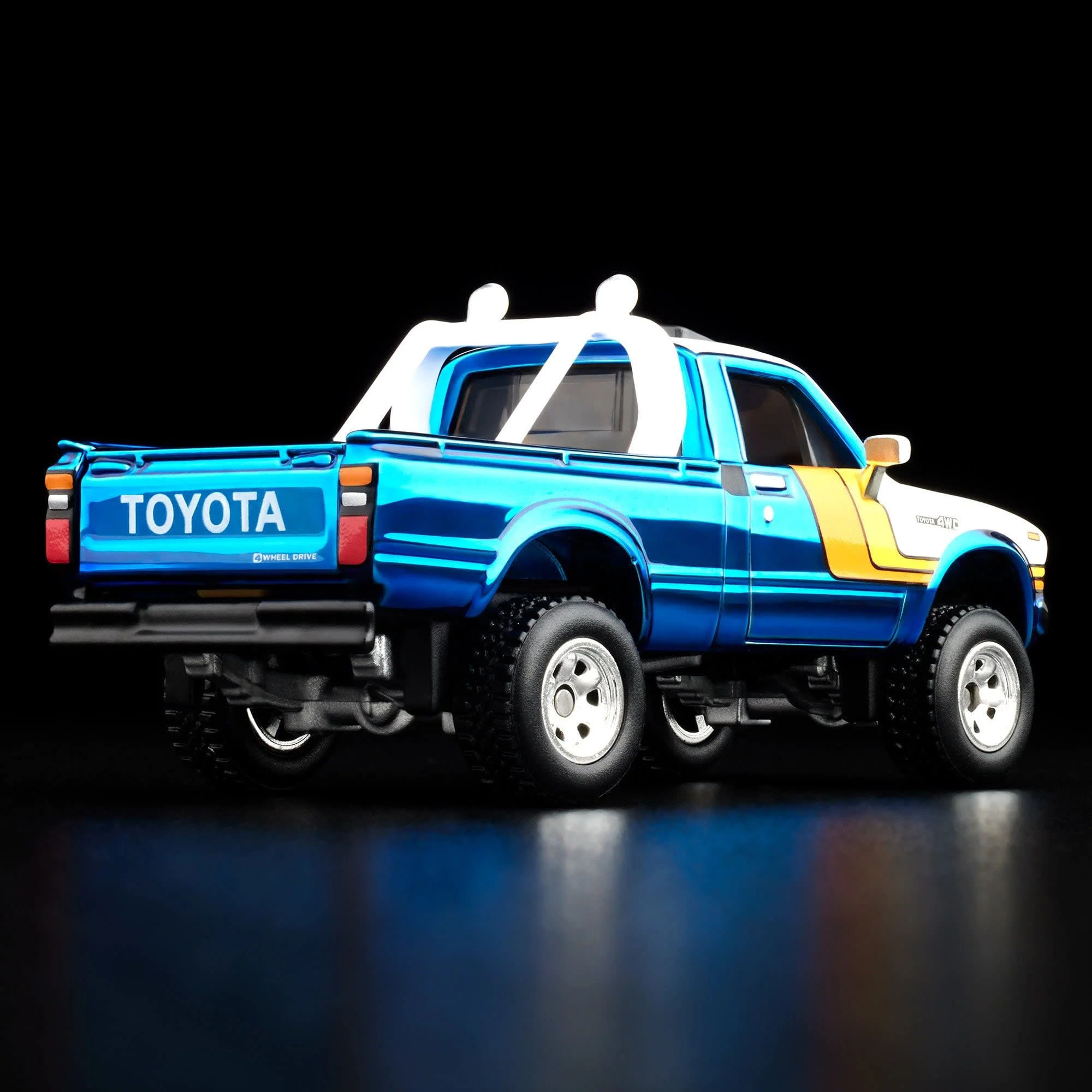 Hot Wheels 2025 RLC Exclusive ’81 Toyota SR5 4WD - Image 3