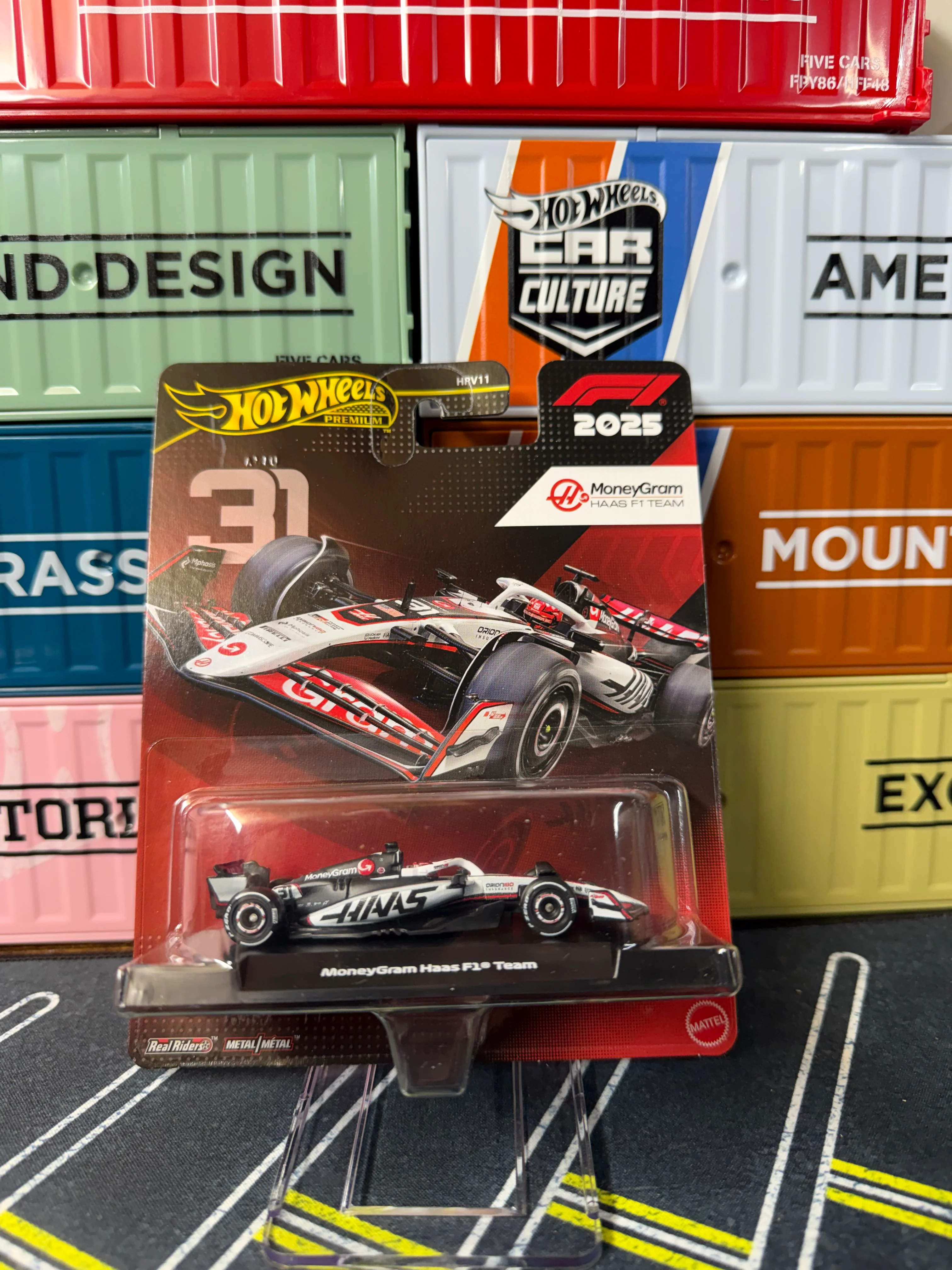 Hot Wheels 2026 Premium F1 Racing - Mix J  (HRV11) - Image 5