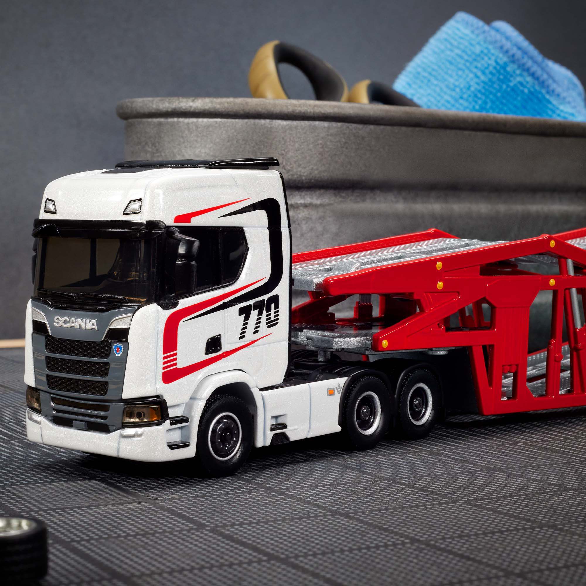 Hot Wheels Elite 64 Scania 770 S - Image 10