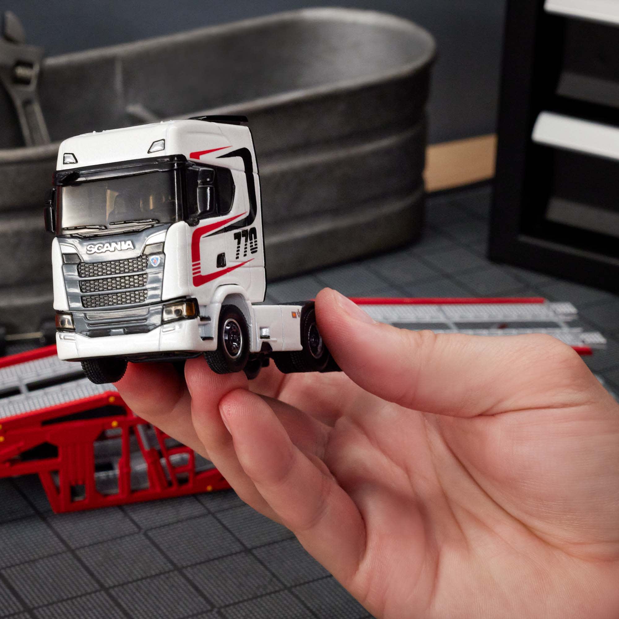Hot Wheels Elite 64 Scania 770 S - Image 16