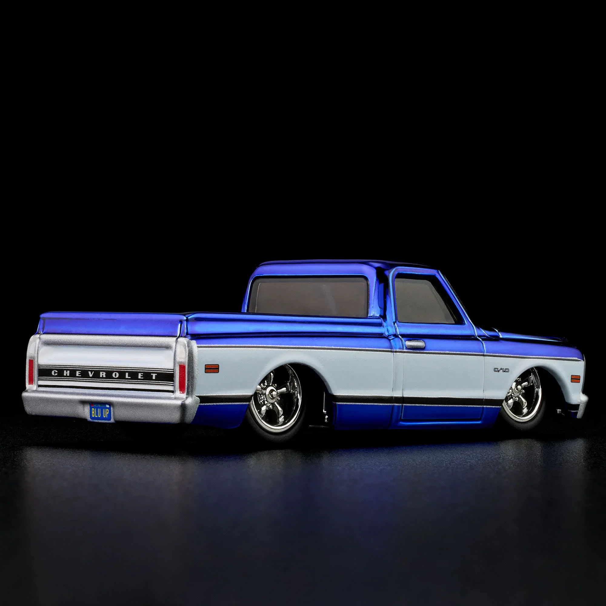 Hot Wheels RLC 1969 Chevy C10 Navy Blue - Image 11