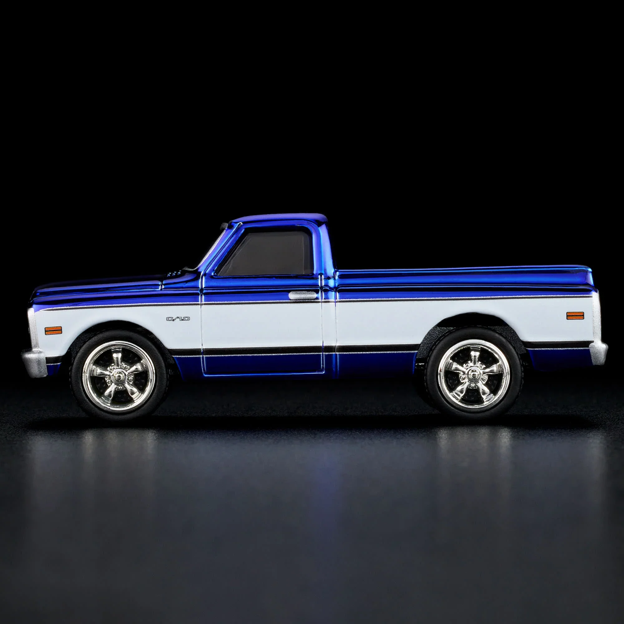 Hot Wheels RLC 1969 Chevy C10 Navy Blue - Image 16