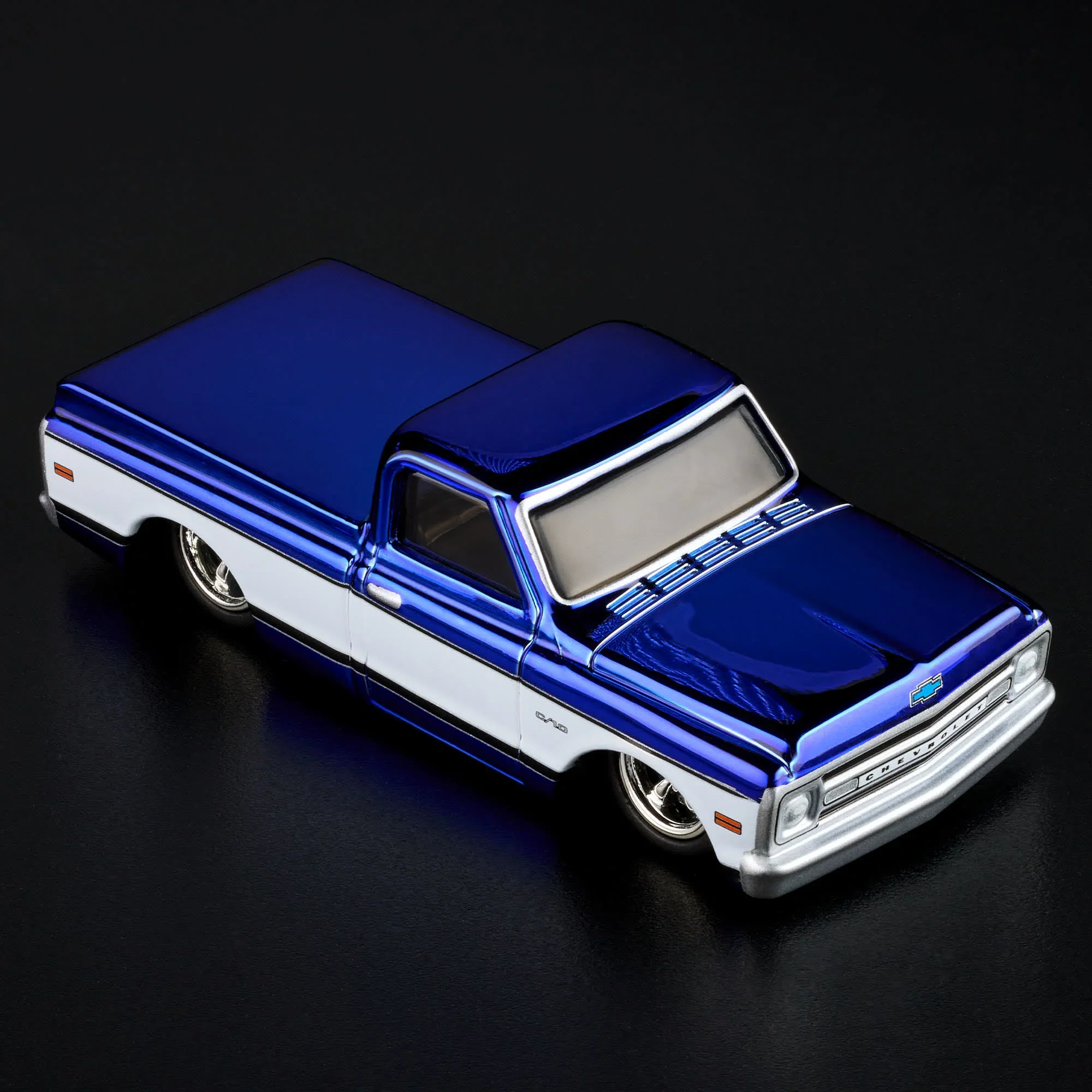 Hot Wheels RLC 1969 Chevy C10 Navy Blue - Image 18