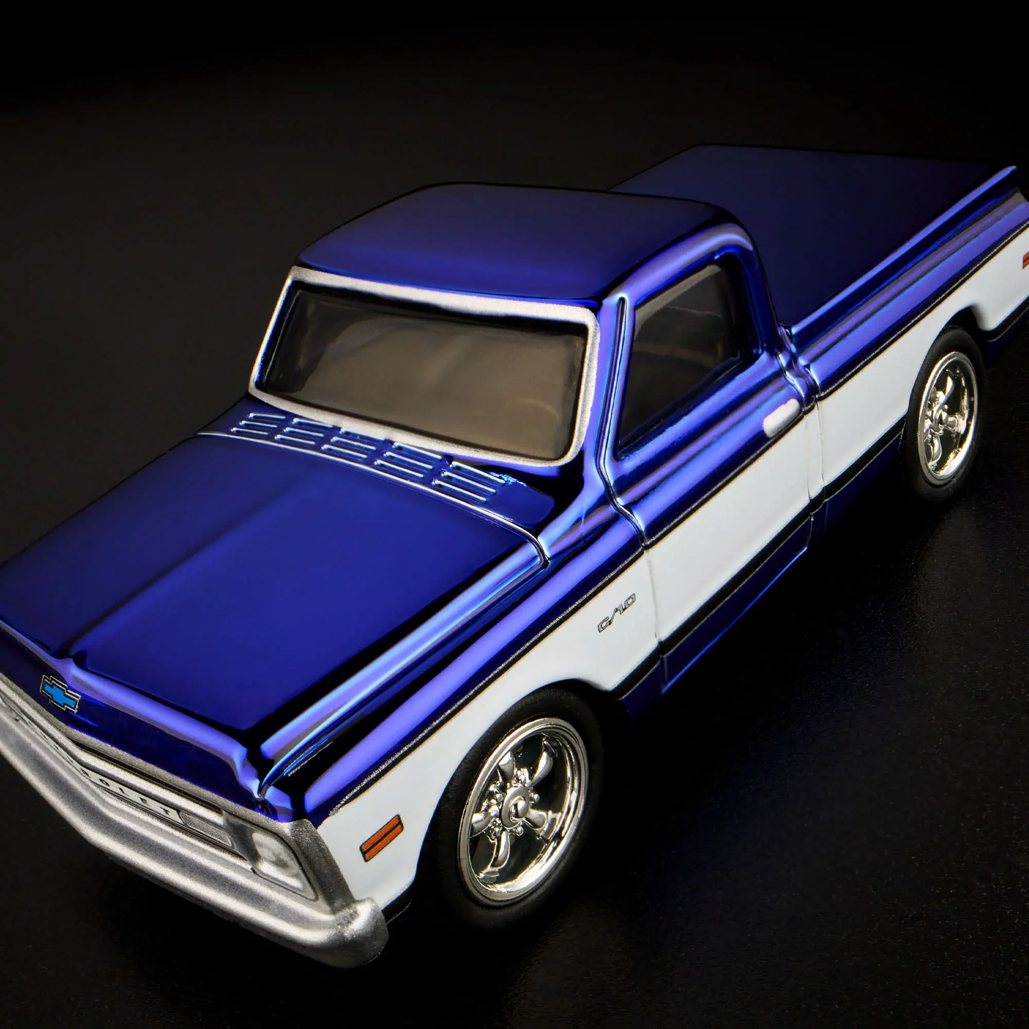 Hot Wheels RLC 1969 Chevy C10 Navy Blue - Image 20