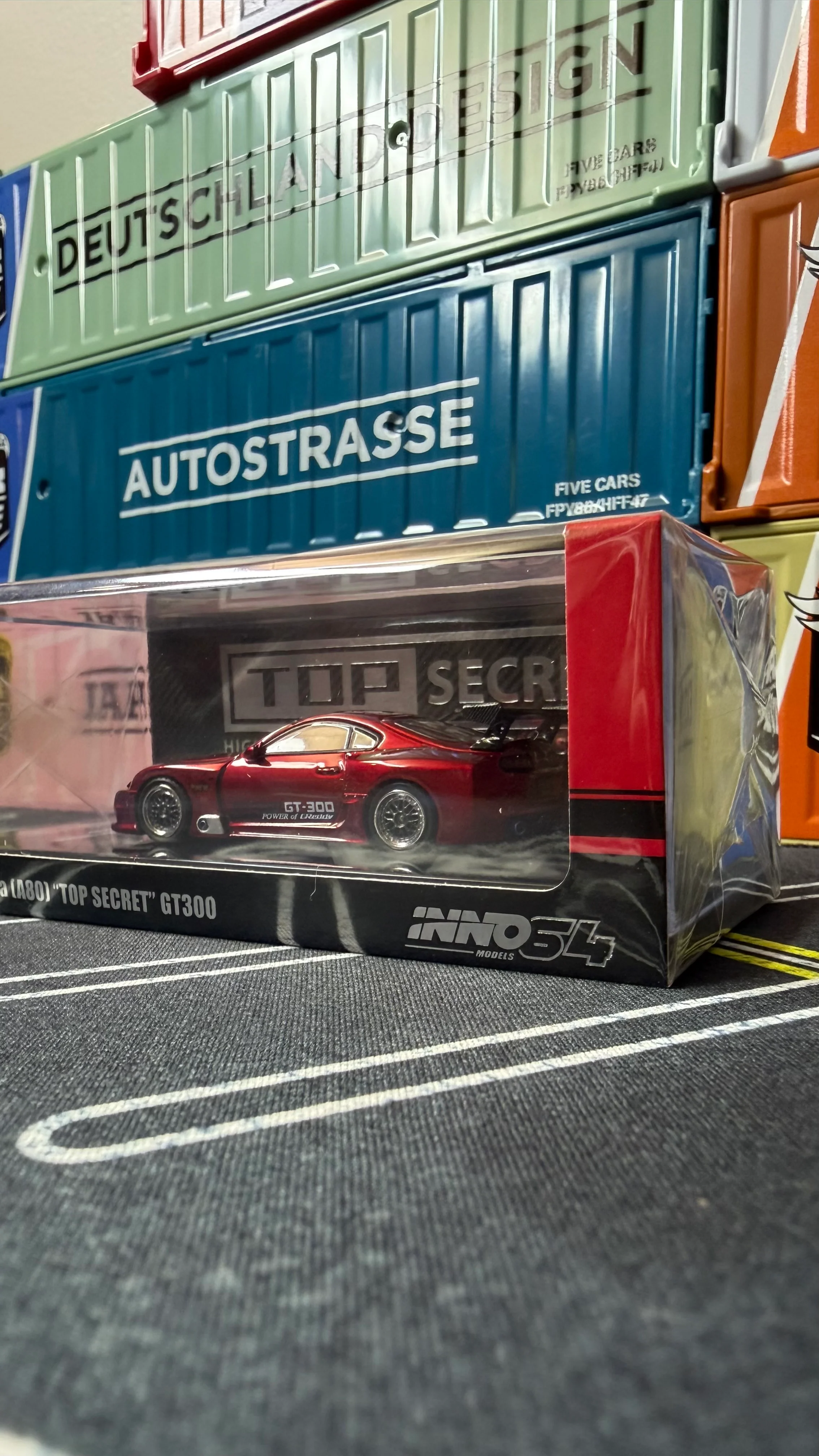 INNO64 Toyota Supra (A80) TOP SECRET GT300 Red - Image 4