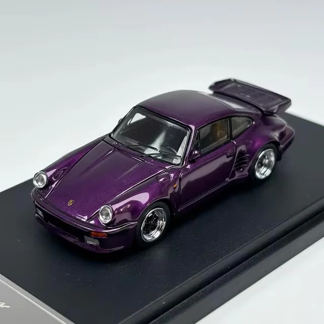 Master 1:64 Porsche 930 RWB Black Bird (6 Colour Options) - Image 4