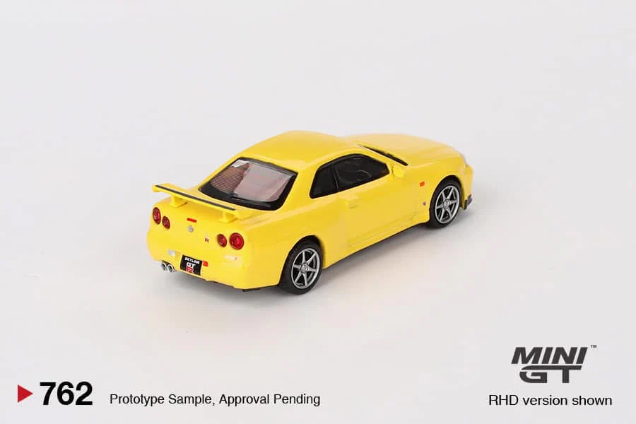 Mini GT 1:64 Nissan Skyline GT-R V-Spec #762 - Image 3