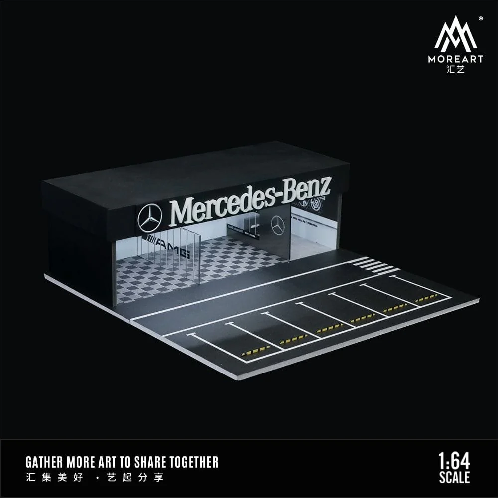 MOREART Mercedes-Benz Workshop 1:64 Diorama with LED Lighting - Image 3