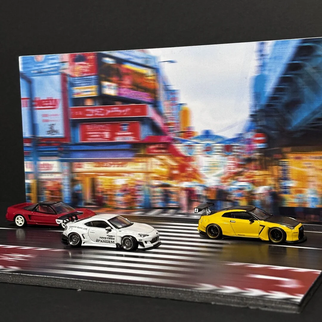 *PREORDER* Mr Dioramas Japan Street Speed Motion Effect 1:64 Diorama Scene - Image 3