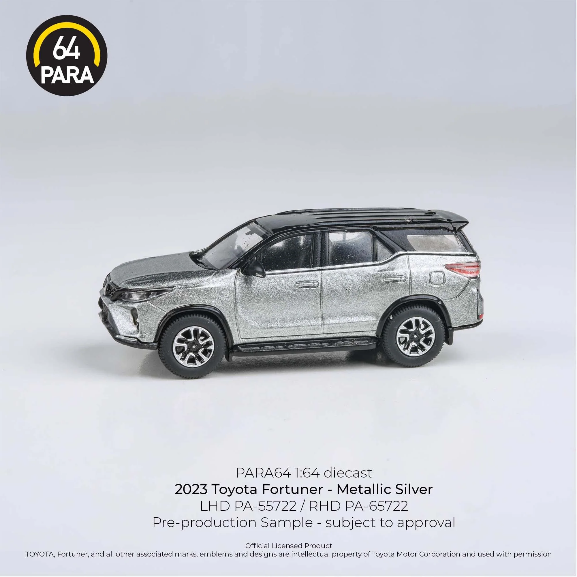 PARA64 1:64 2023 Toyota Fortuna - Silver - Image 4