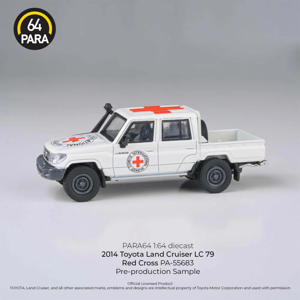 PARA64 2014 Toyota Landcruiser LC79 Dual Cab Ute White Red Cross - Image 3