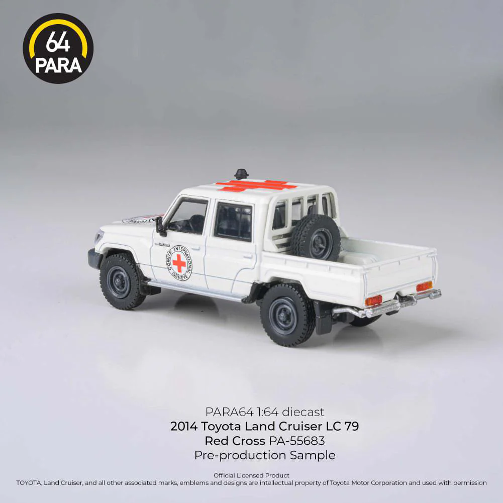 PARA64 2014 Toyota Landcruiser LC79 Dual Cab Ute White Red Cross - Image 4