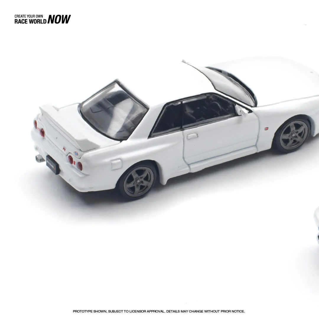POP RACE Nissan Skyline GT-R R32 Crystal White - Image 5